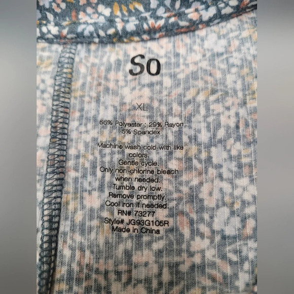 SO Ditsy Floral Print Knee Length Dress sz XL - Picture 4 of 9